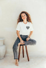 Playera de lactancia corazón cebra