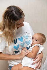 Playera de lactancia corazones azules