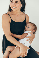 Vestido de lactancia sin mangas negro