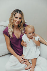 Playera de lactancia roja púrpura