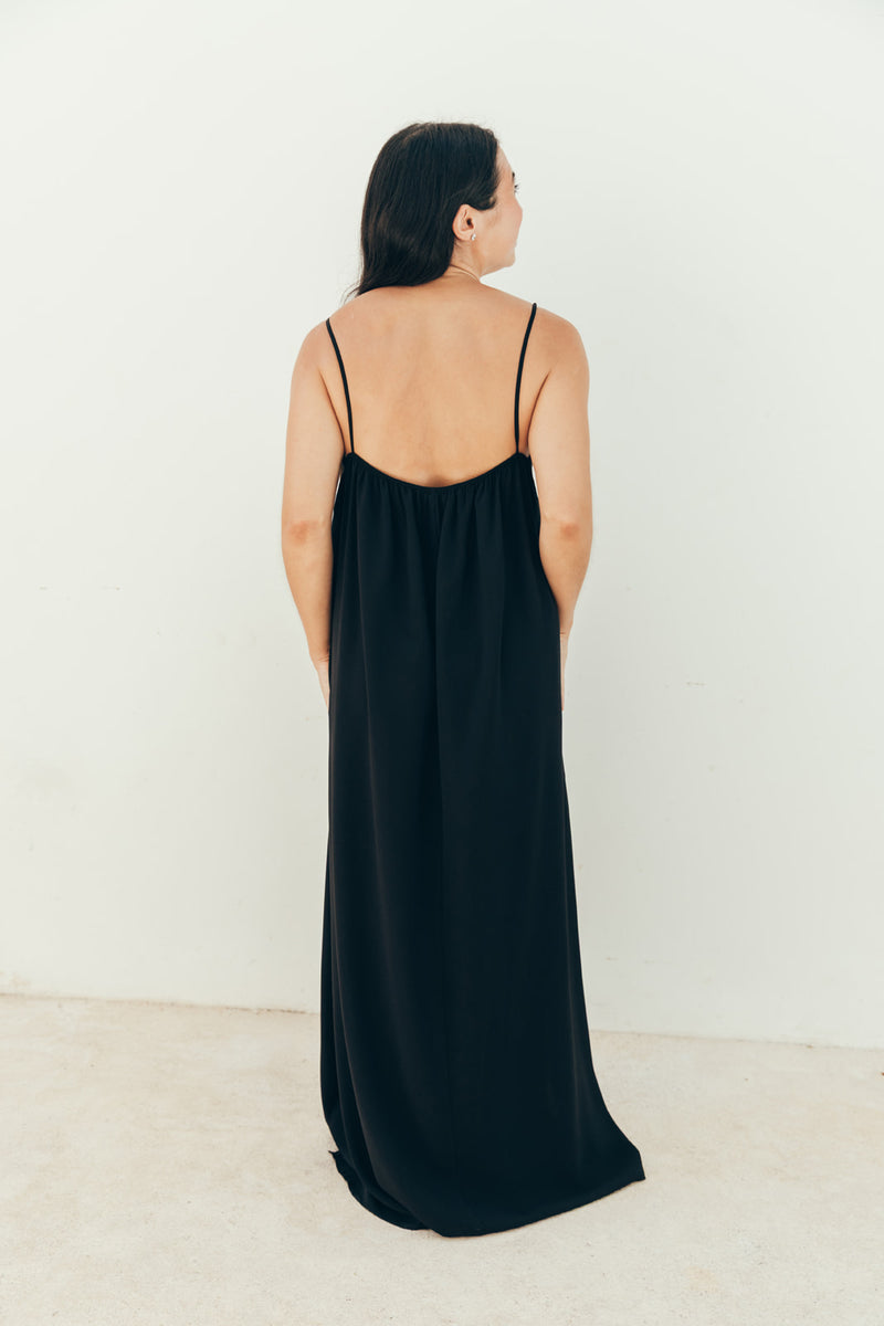 Vestido de lactancia sin mangas negro