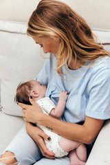 Playera de lactancia azul cielo