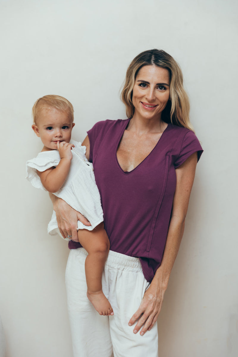 Playera de lactancia roja púrpura